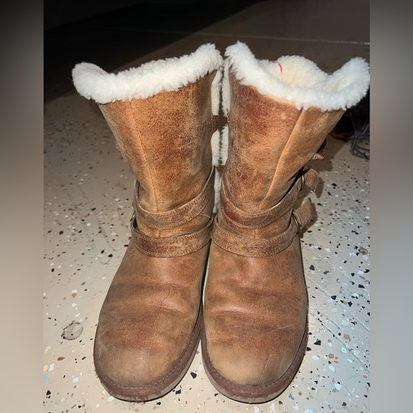 ugg boots size 7 - Picture 2 of 4